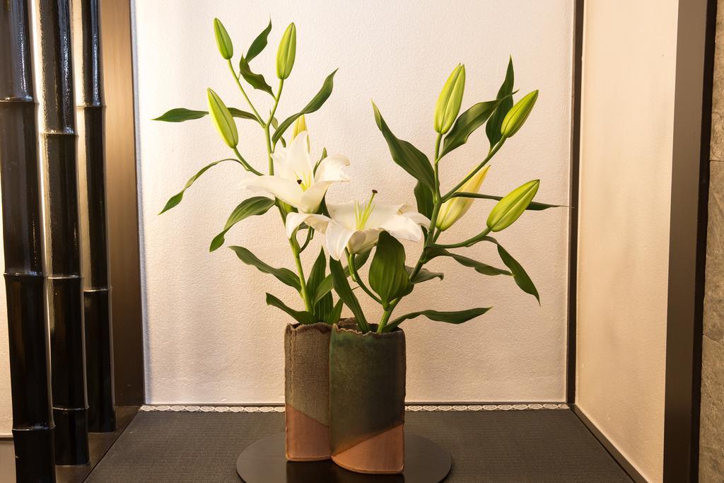 Вилла Hosta Nijo Sen Киото Экстерьер фото